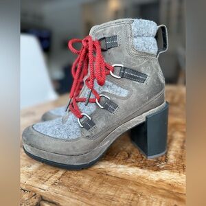 Sorel Women's Gray and Red Lace-Up Boots